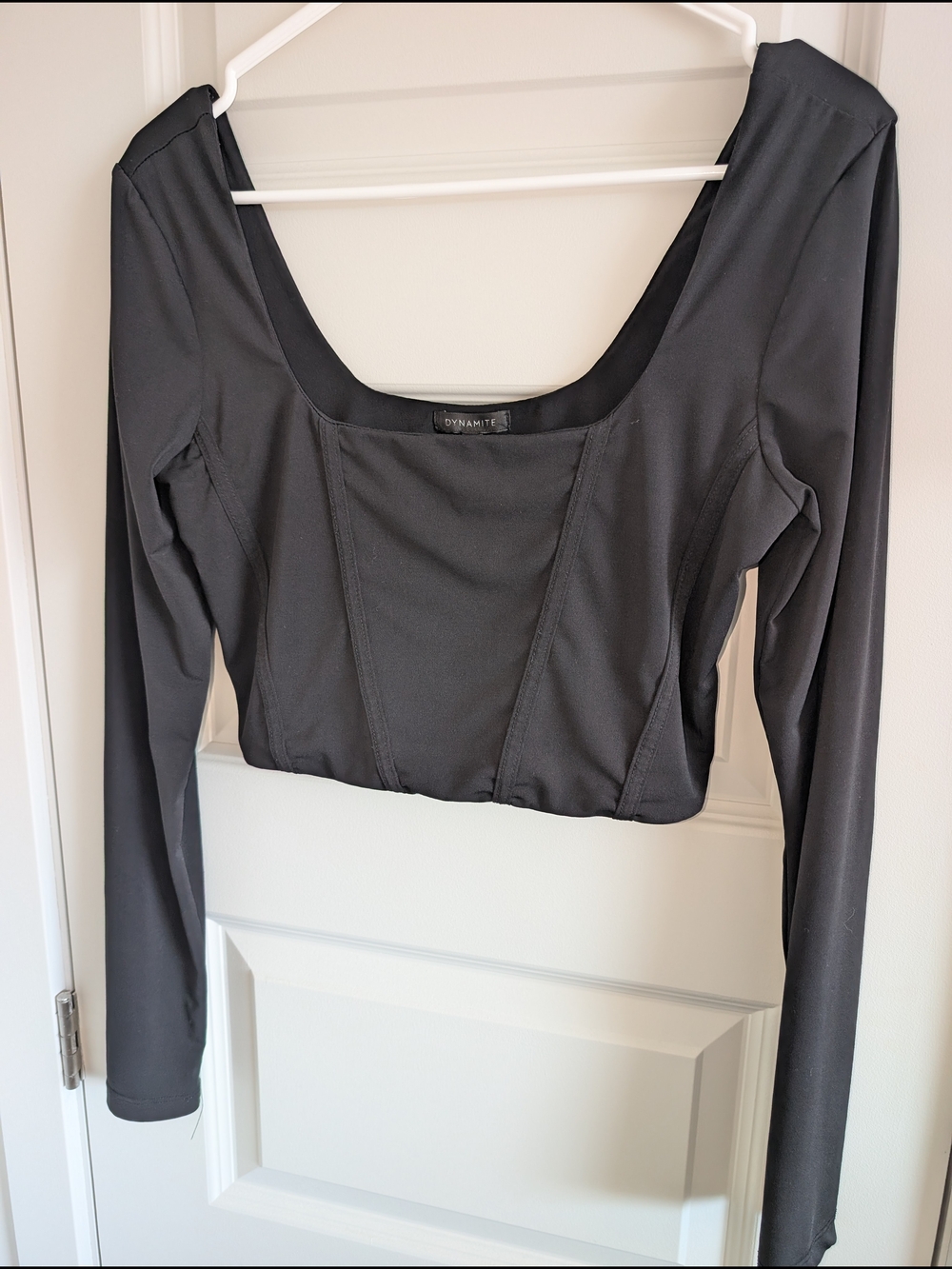 Dynamite Black Long Sleeve Scoop Neck Crop Top